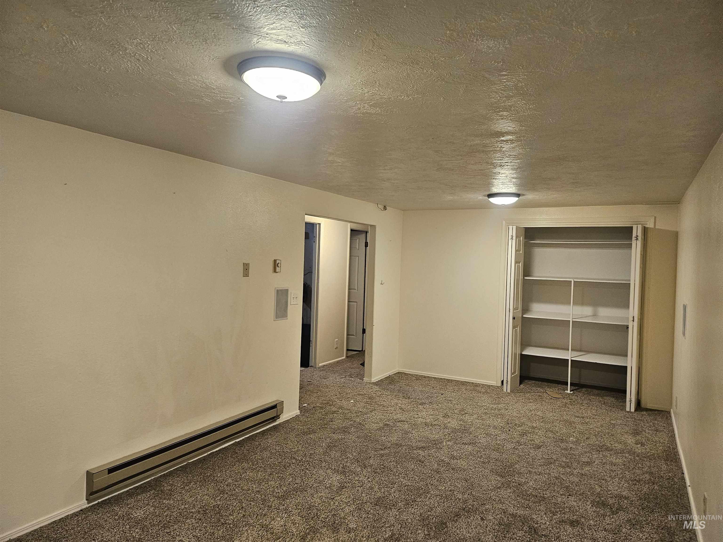 3990 Gregg Cir, Pocatello, Idaho 83201, 5 Bedrooms, 2 Bathrooms, Residential For Sale, Price $281,500,MLS 98971418