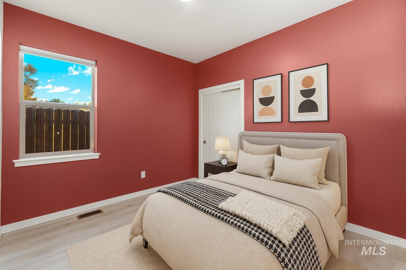 3132 S Annett Ave, Boise, Idaho 83705, 3 Bedrooms, 2 Bathrooms, Residential For Sale, Price $550,000,MLS 98971422