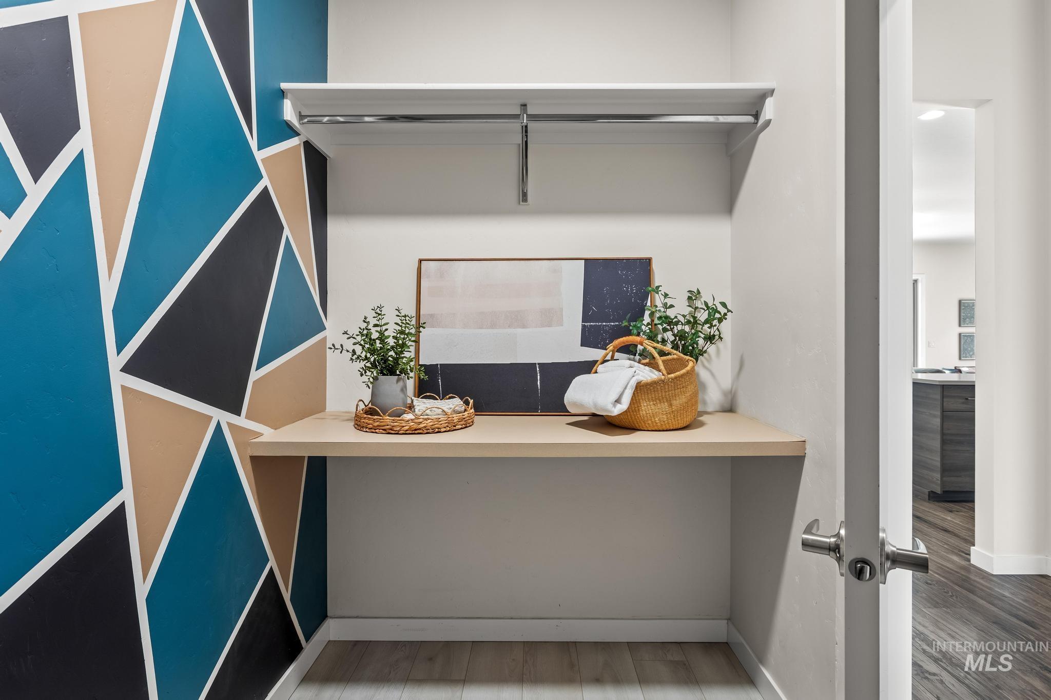 3132 S Annett Ave, Boise, Idaho 83705, 3 Bedrooms, 2 Bathrooms, Residential For Sale, Price $550,000,MLS 98971422