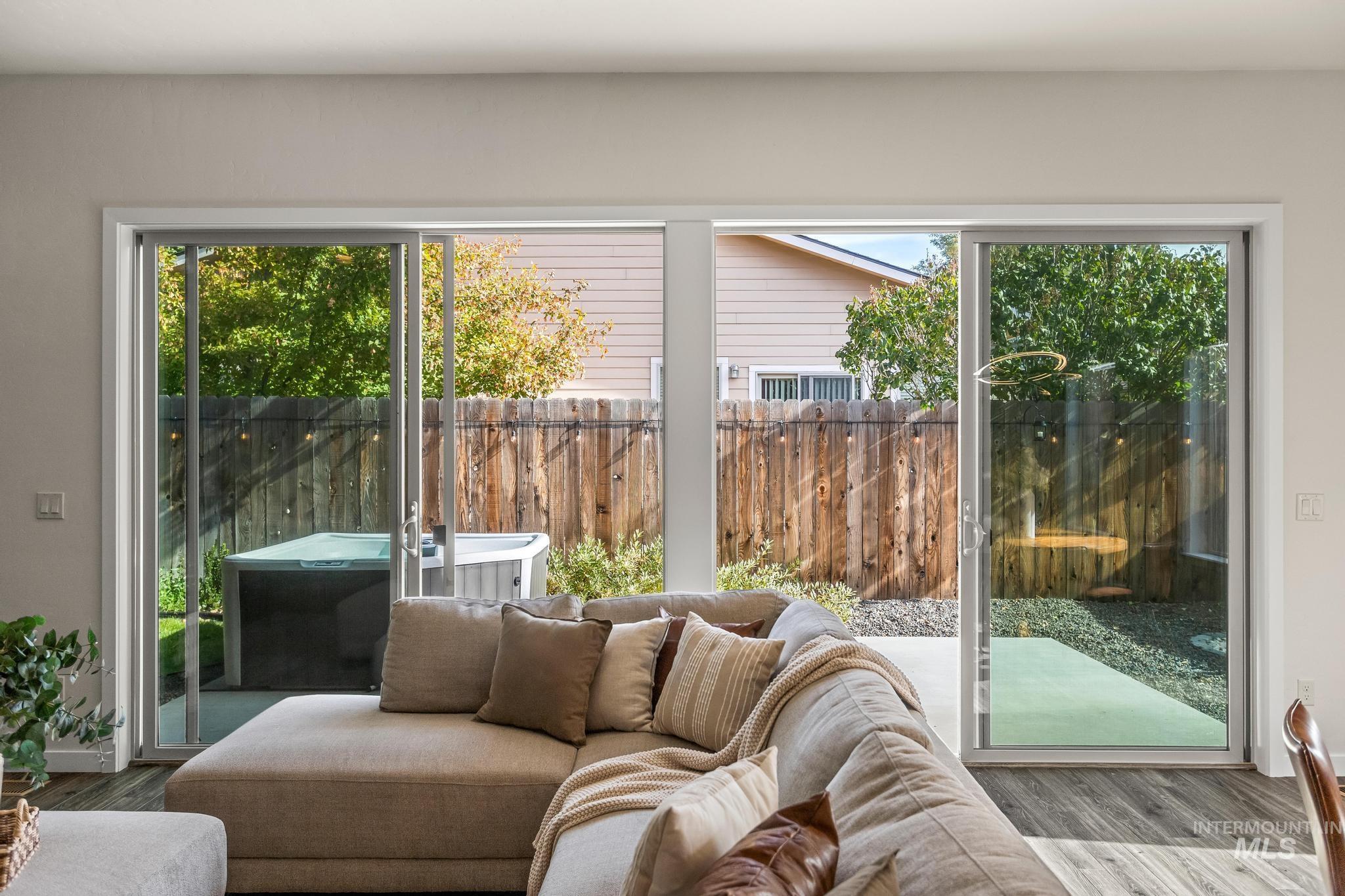 3132 S Annett Ave, Boise, Idaho 83705, 3 Bedrooms, 2 Bathrooms, Residential For Sale, Price $550,000,MLS 98971422