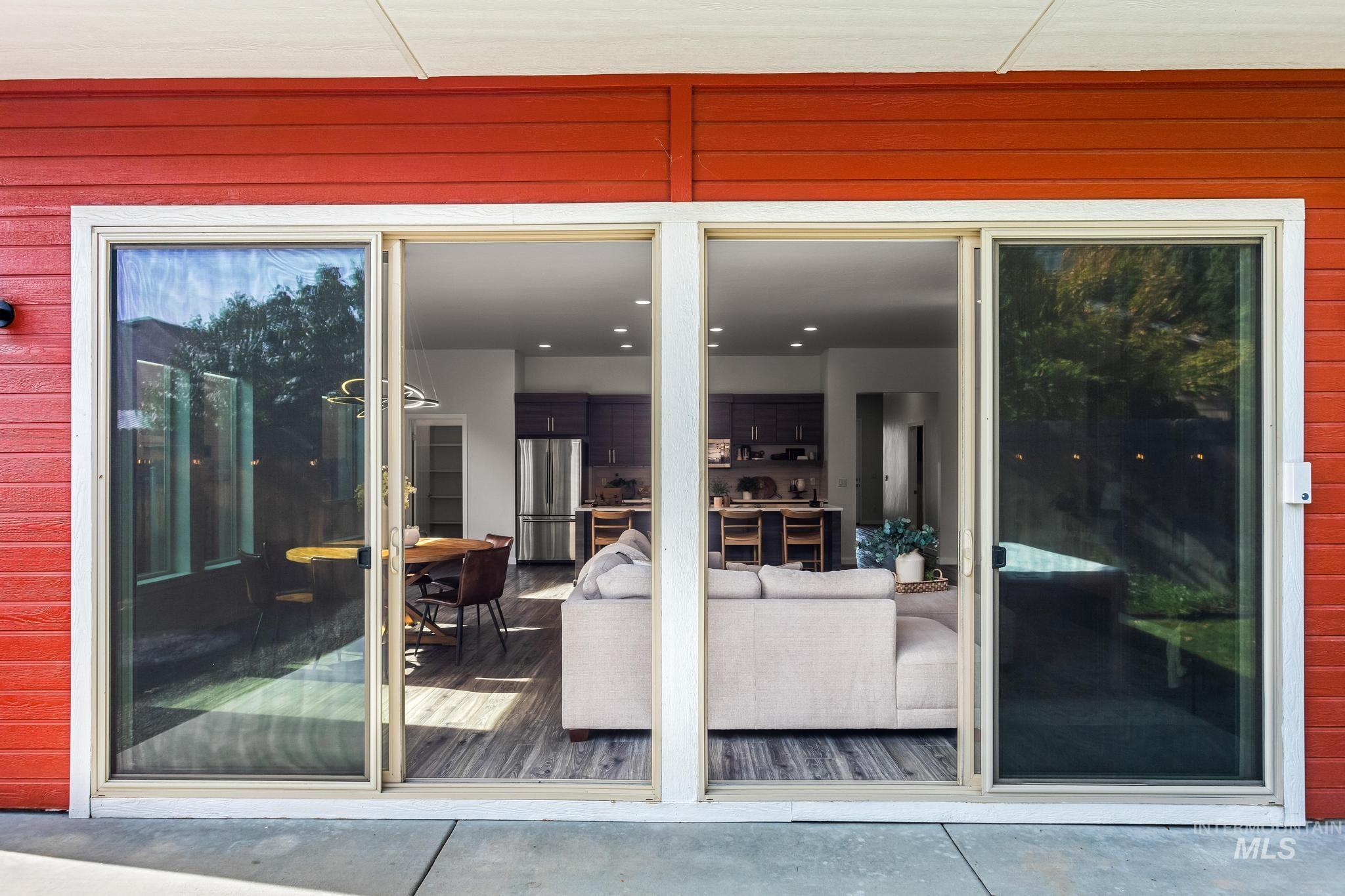 3132 S Annett Ave, Boise, Idaho 83705, 3 Bedrooms, 2 Bathrooms, Residential For Sale, Price $550,000,MLS 98971422