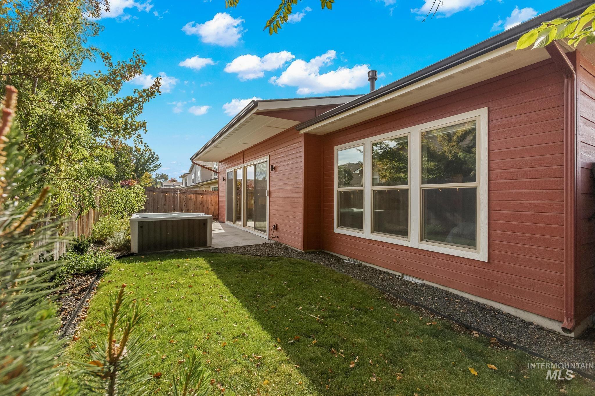 3132 S Annett Ave, Boise, Idaho 83705, 3 Bedrooms, 2 Bathrooms, Residential For Sale, Price $550,000,MLS 98971422