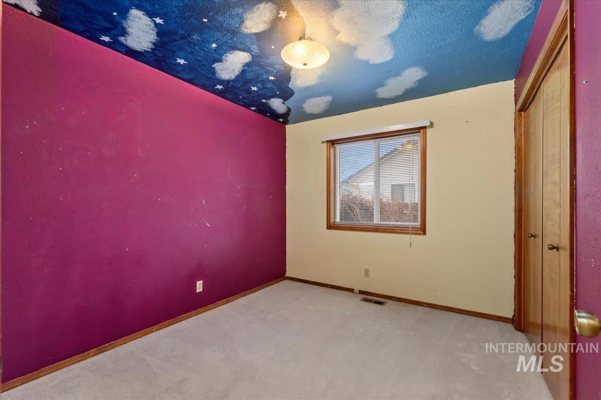 995 N 13th E., Mountain Home, Idaho 83647, 3 Bedrooms, 2 Bathrooms, Residential For Sale, Price $340,000,MLS 98971423