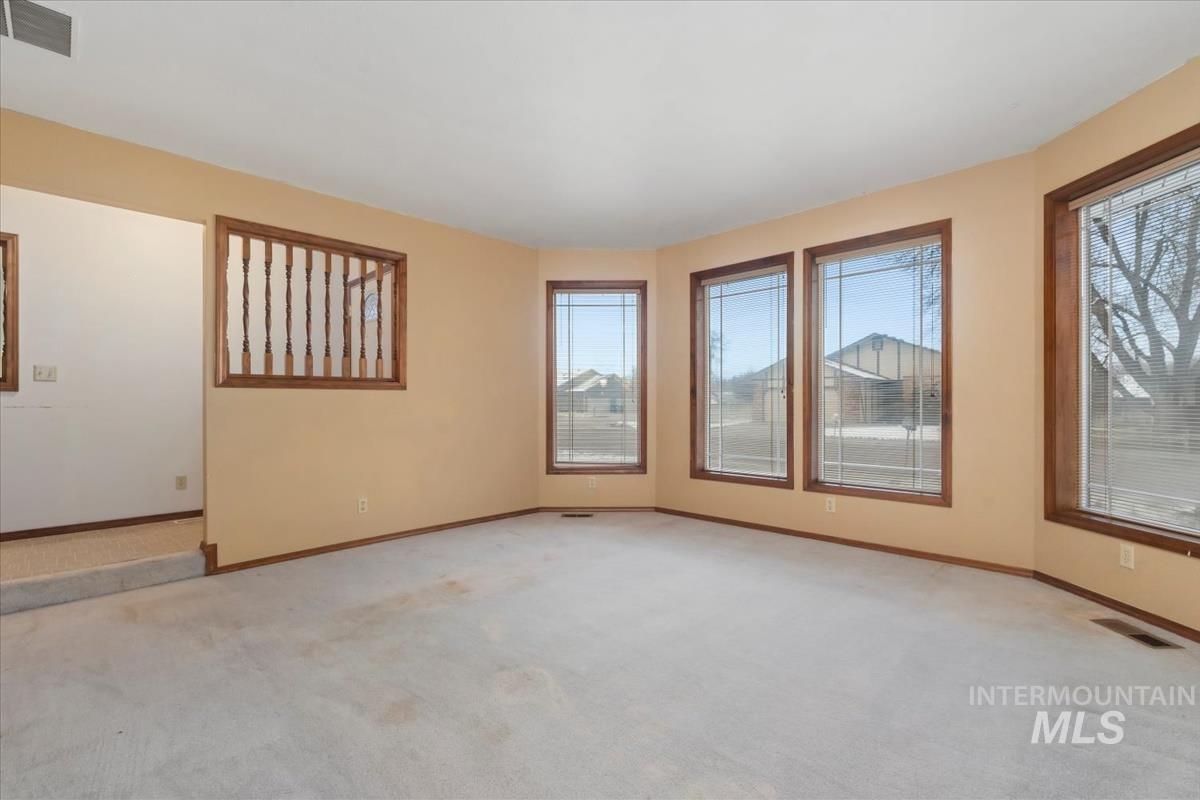 995 N 13th E., Mountain Home, Idaho 83647, 3 Bedrooms, 2 Bathrooms, Residential For Sale, Price $340,000,MLS 98971423