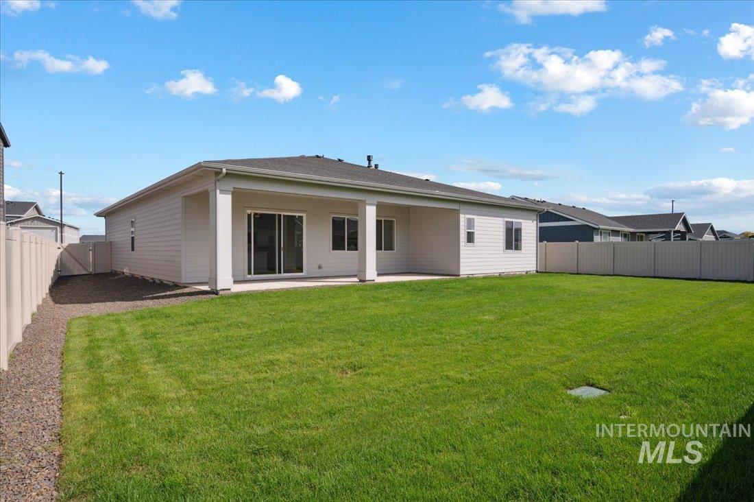 5641 N Christian Ave, Meridian, Idaho 83646, 3 Bedrooms, 2.5 Bathrooms, Residential For Sale, Price $649,000,MLS 98971428