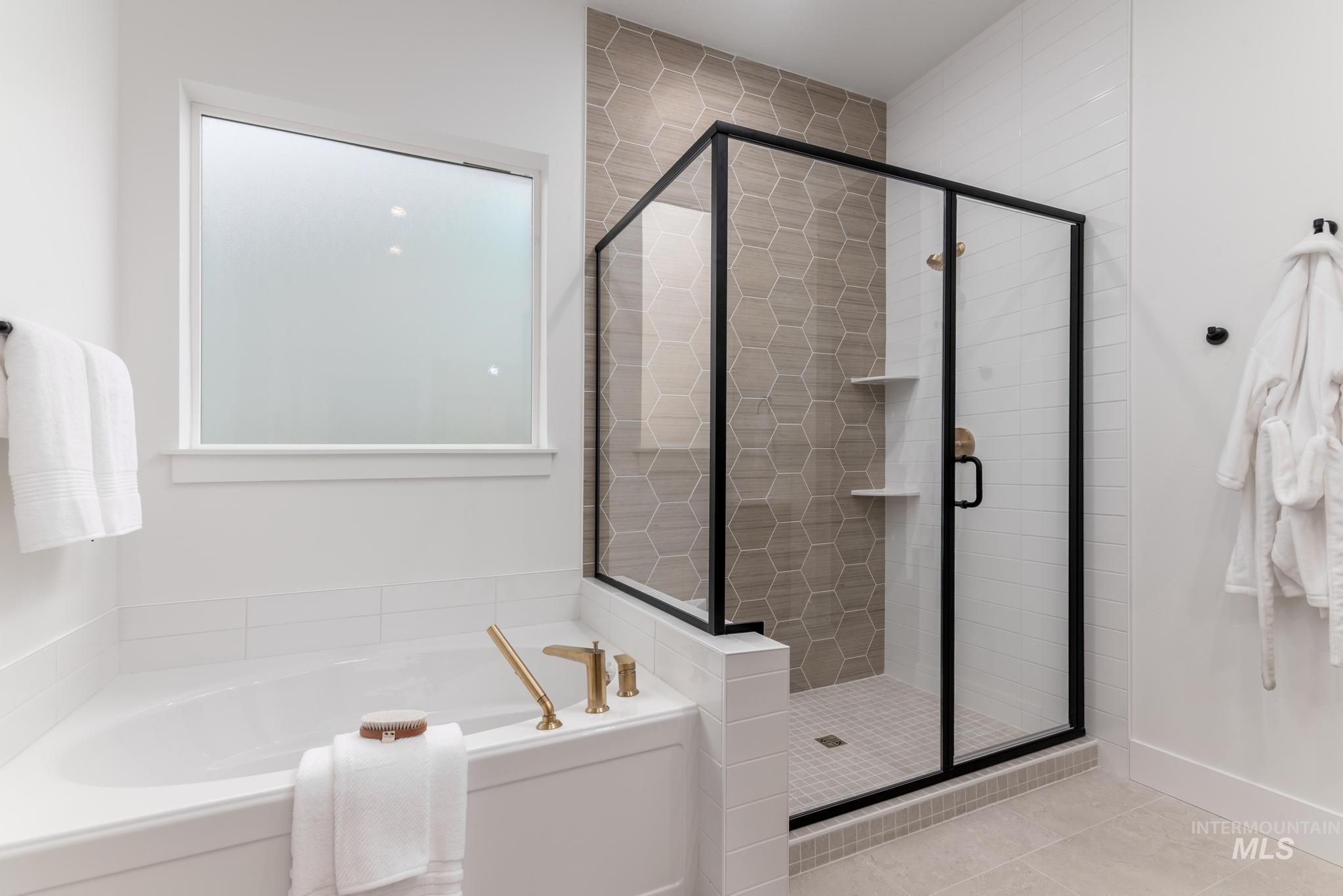 5135 W River Oaks Dr, Meridian, Idaho 83646, 4 Bedrooms, 3.5 Bathrooms, Residential For Sale, Price $794,000,MLS 98971429