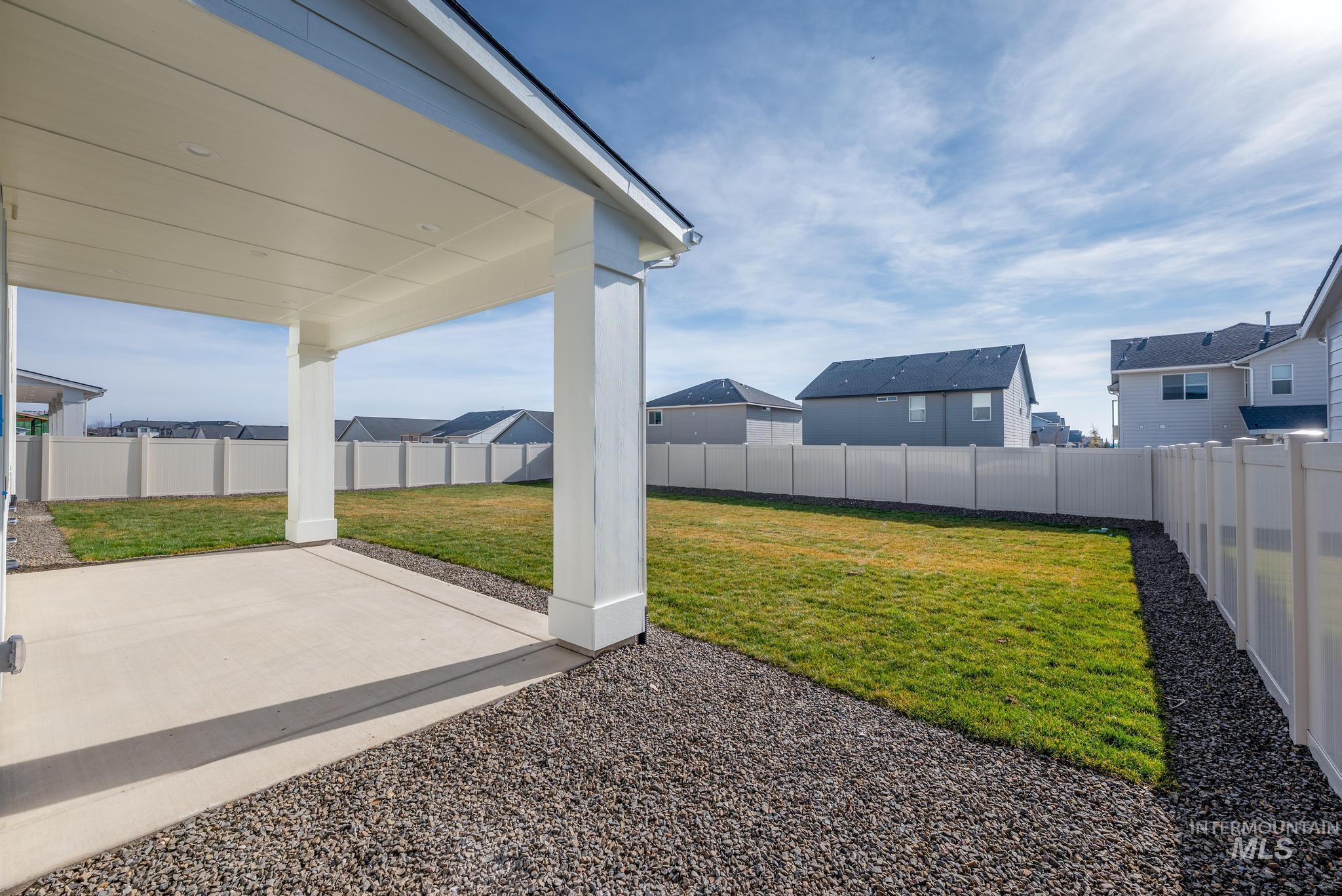 5135 W River Oaks Dr, Meridian, Idaho 83646, 4 Bedrooms, 3.5 Bathrooms, Residential For Sale, Price $794,000,MLS 98971429