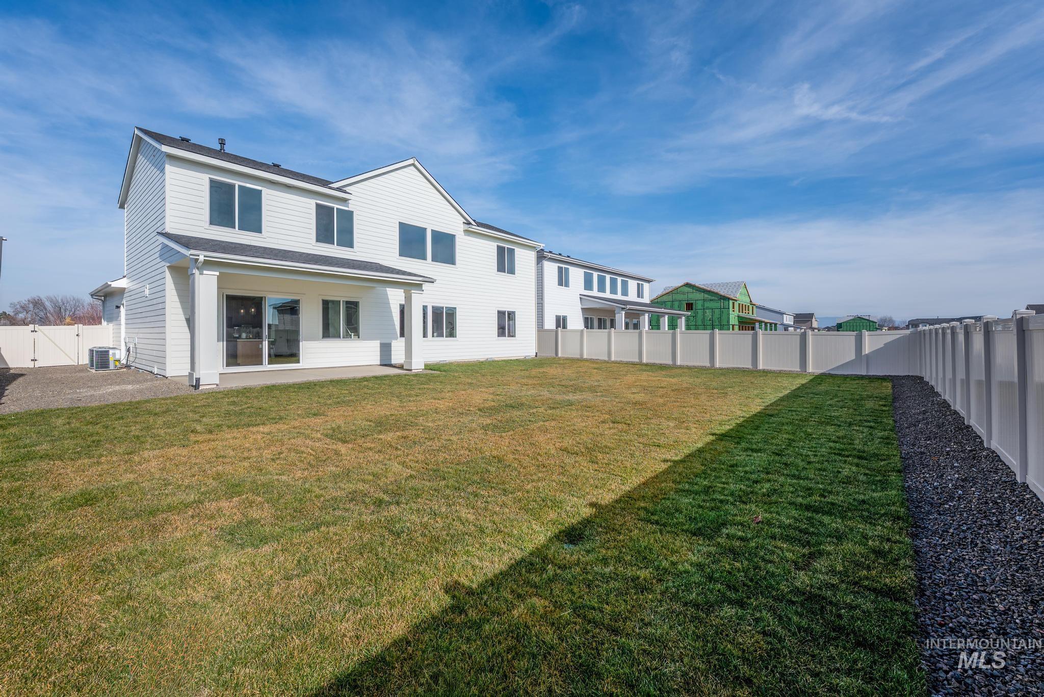 5135 W River Oaks Dr, Meridian, Idaho 83646, 4 Bedrooms, 3.5 Bathrooms, Residential For Sale, Price $794,000,MLS 98971429