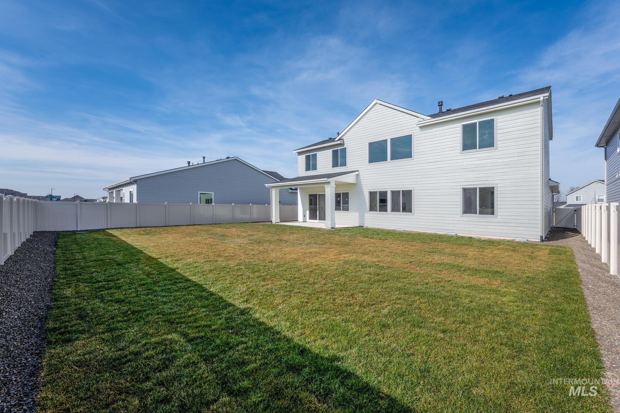 5135 W River Oaks Dr, Meridian, Idaho 83646, 4 Bedrooms, 3.5 Bathrooms, Residential For Sale, Price $794,000,MLS 98971429