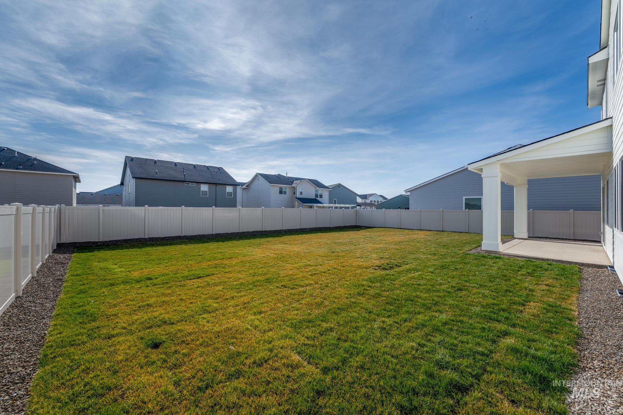 5135 W River Oaks Dr, Meridian, Idaho 83646, 4 Bedrooms, 3.5 Bathrooms, Residential For Sale, Price $794,000,MLS 98971429