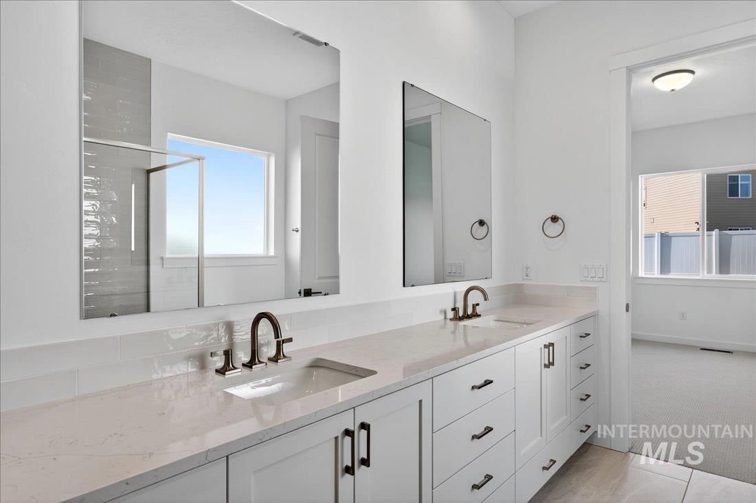 8539 S Country Wind Ave, Meridian, Idaho 83642, 3 Bedrooms, 2.5 Bathrooms, Residential For Sale, Price $619,000,MLS 98971431