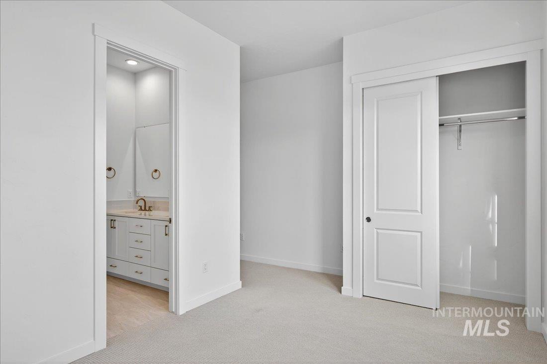 8539 S Country Wind Ave, Meridian, Idaho 83642, 3 Bedrooms, 2.5 Bathrooms, Residential For Sale, Price $619,000,MLS 98971431