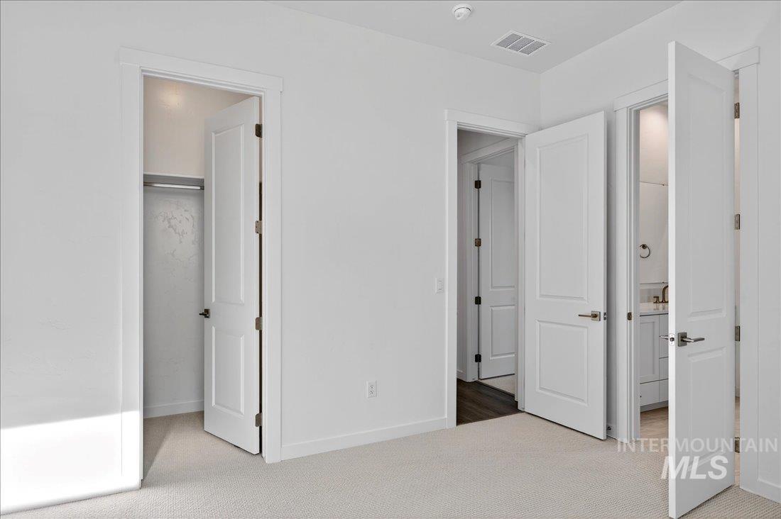 8539 S Country Wind Ave, Meridian, Idaho 83642, 3 Bedrooms, 2.5 Bathrooms, Residential For Sale, Price $614,000,MLS 98971431