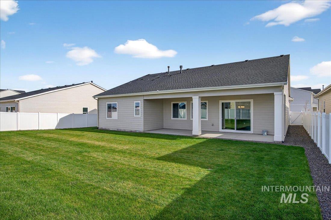 8539 S Country Wind Ave, Meridian, Idaho 83642, 3 Bedrooms, 2.5 Bathrooms, Residential For Sale, Price $619,000,MLS 98971431