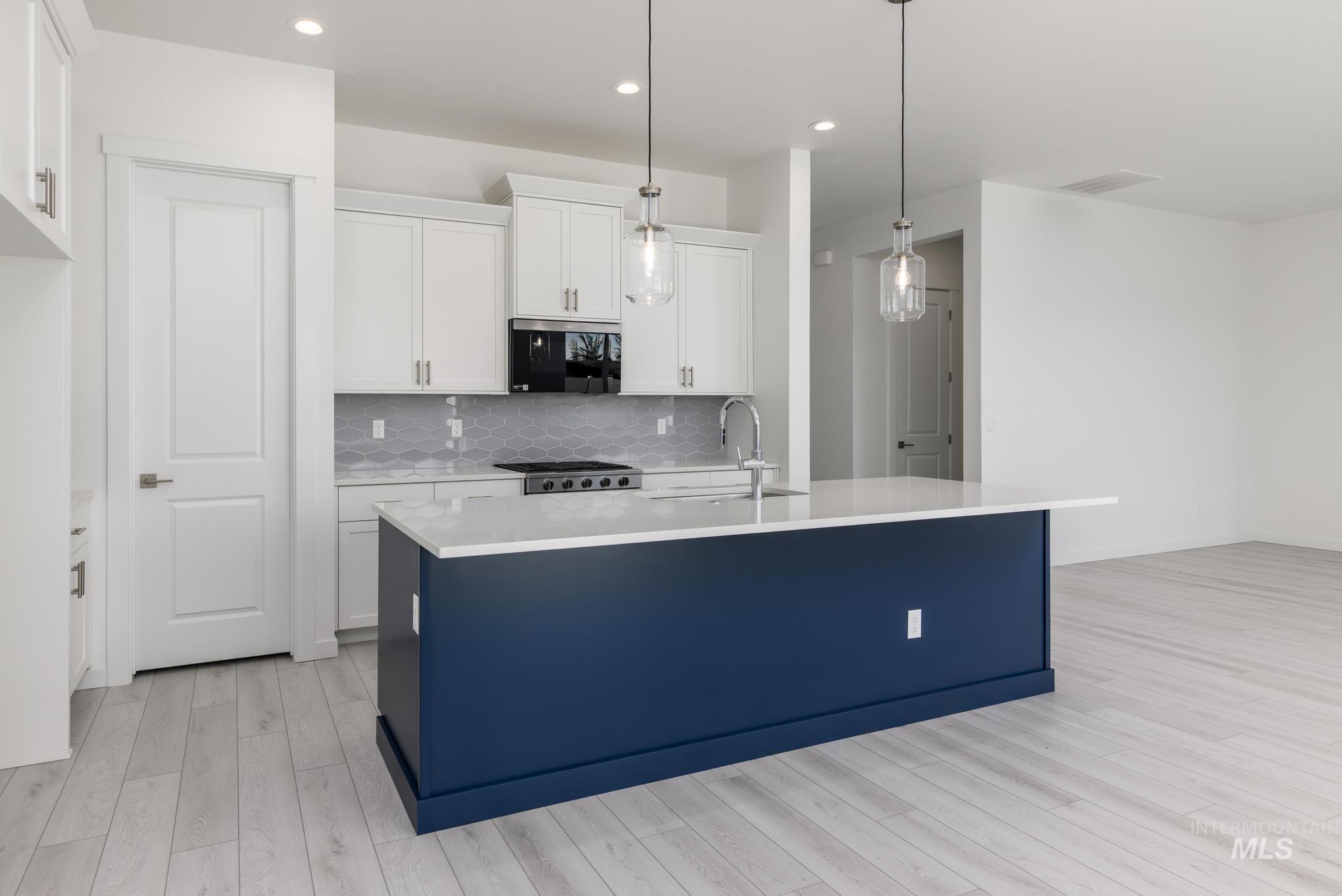 1195 W Switchgrass Dr, Meridian, Idaho 83642, 4 Bedrooms, 3 Bathrooms, Residential For Sale, Price $639,000,MLS 98971436