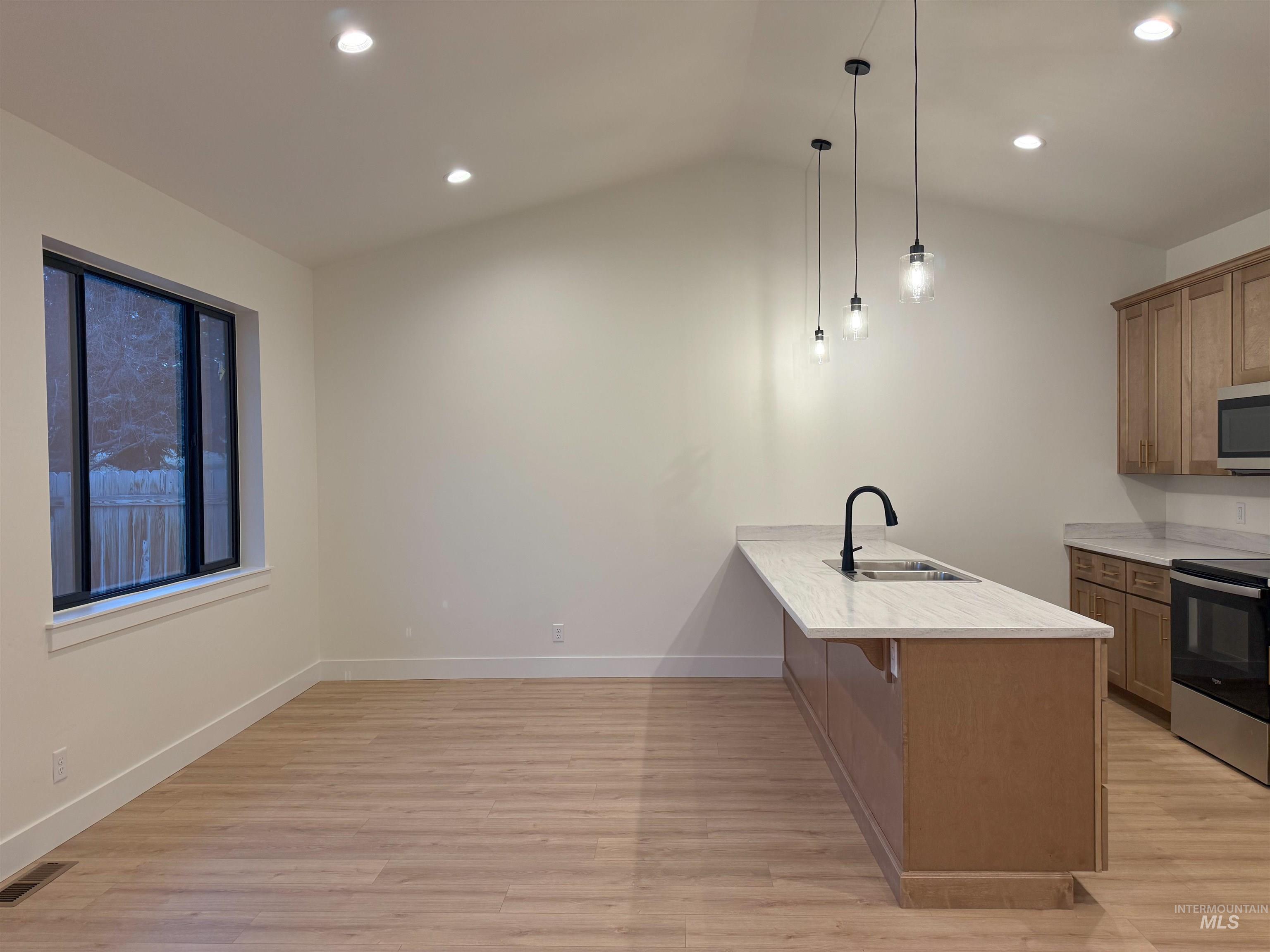 245 Whitman St, Albion, Idaho 83311, 3 Bedrooms, 2 Bathrooms, Residential For Sale, Price $369,500,MLS 98971438