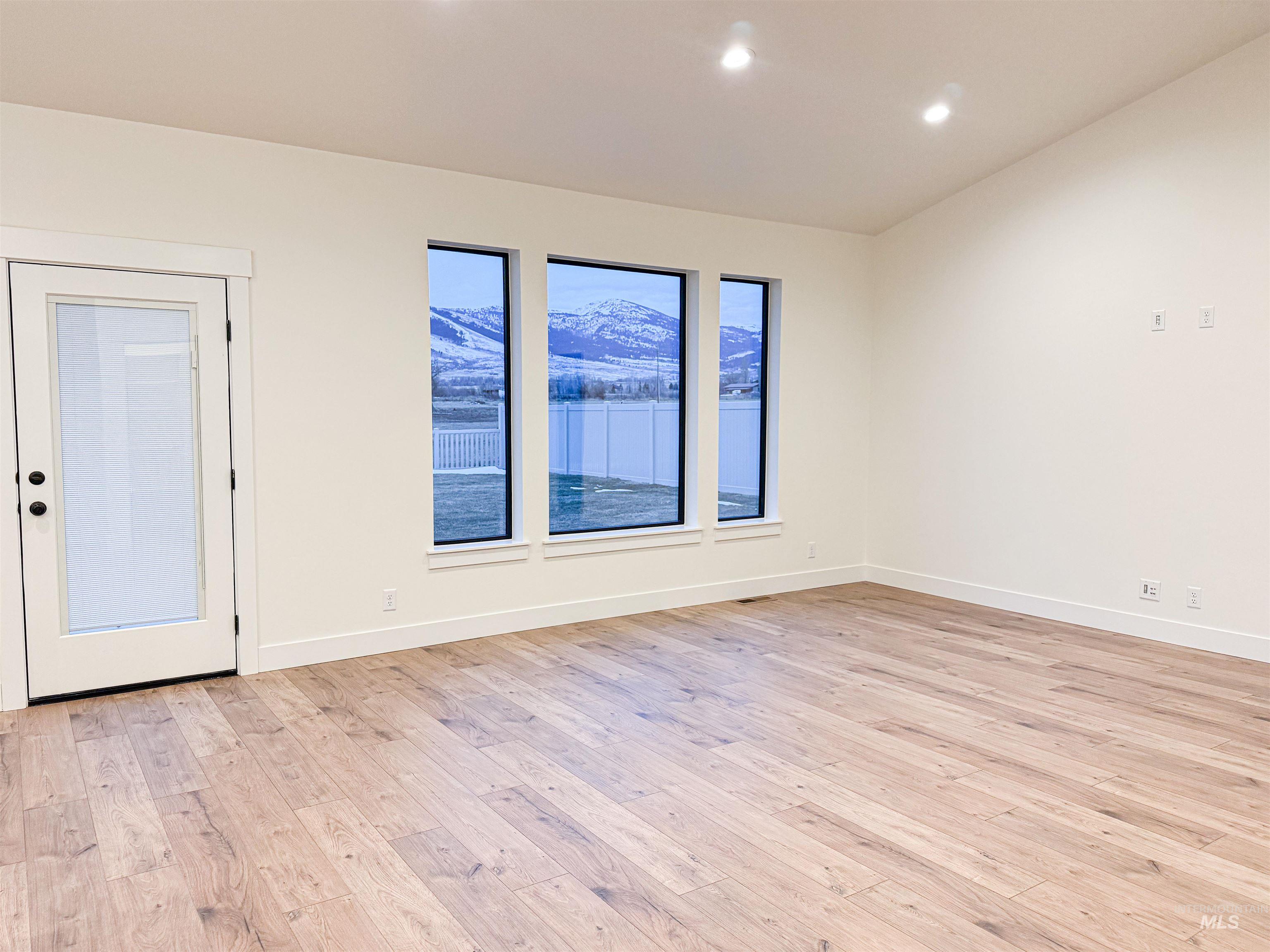 235 Whitman St, Albion, Idaho 83311, 3 Bedrooms, 2 Bathrooms, Residential For Sale, Price $369,500,MLS 98971440