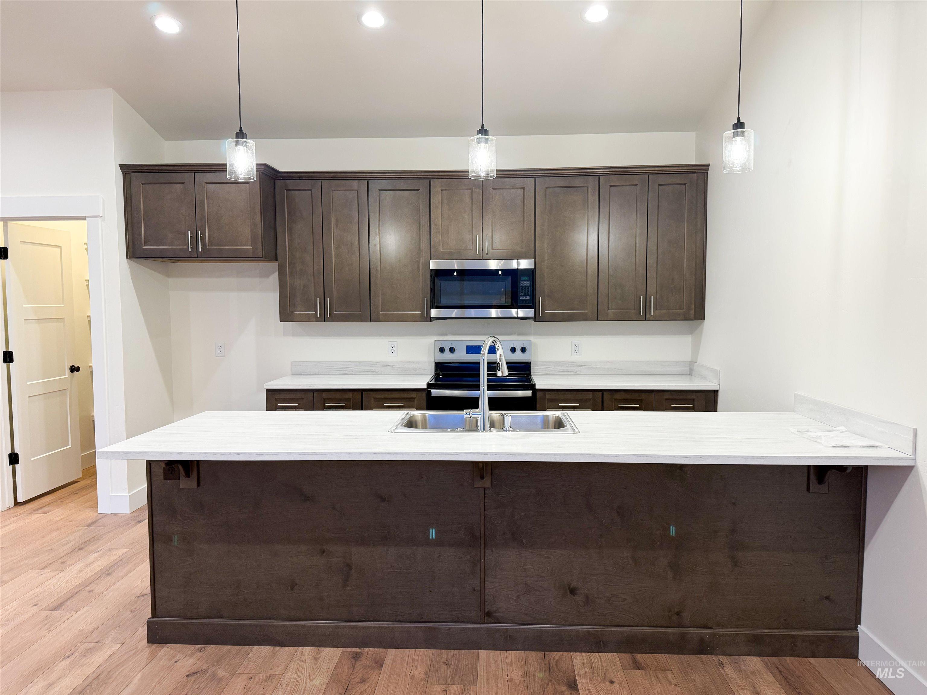 235 Whitman St, Albion, Idaho 83311, 3 Bedrooms, 2 Bathrooms, Residential For Sale, Price $369,500,MLS 98971440