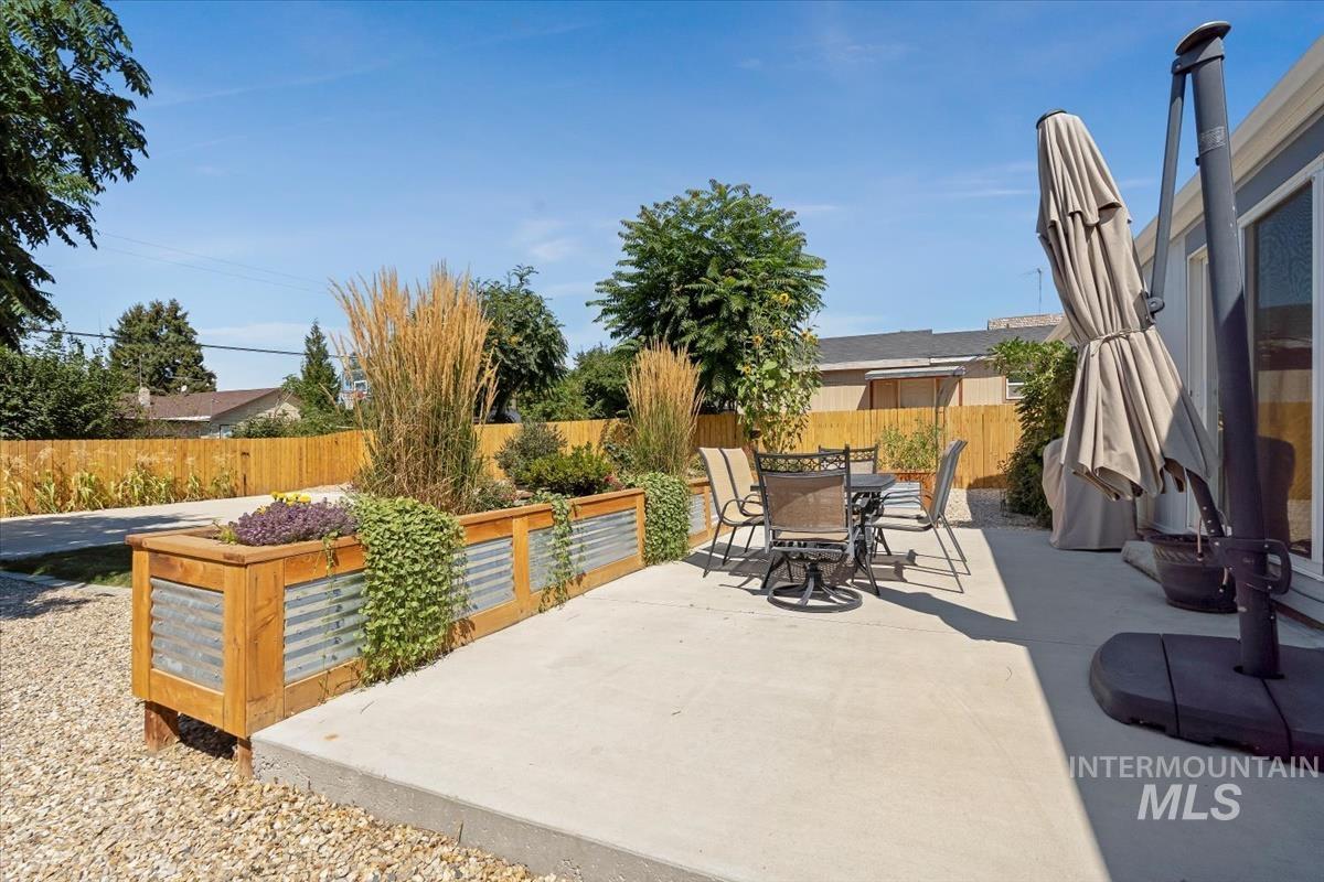 513 Randolph, Melba, Idaho 83641, 3 Bedrooms, 2 Bathrooms, Residential For Sale, Price $290,000,MLS 98971442