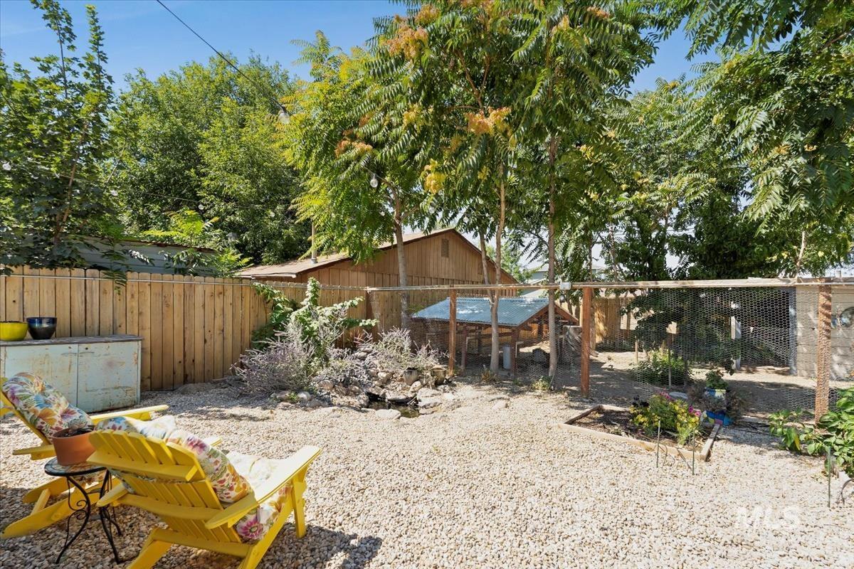 513 Randolph, Melba, Idaho 83641, 3 Bedrooms, 2 Bathrooms, Residential For Sale, Price $290,000,MLS 98971442