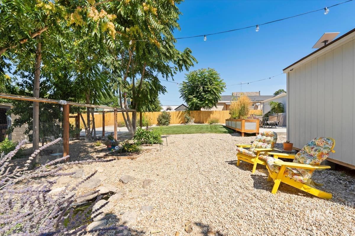 513 Randolph, Melba, Idaho 83641, 3 Bedrooms, 2 Bathrooms, Residential For Sale, Price $290,000,MLS 98971442