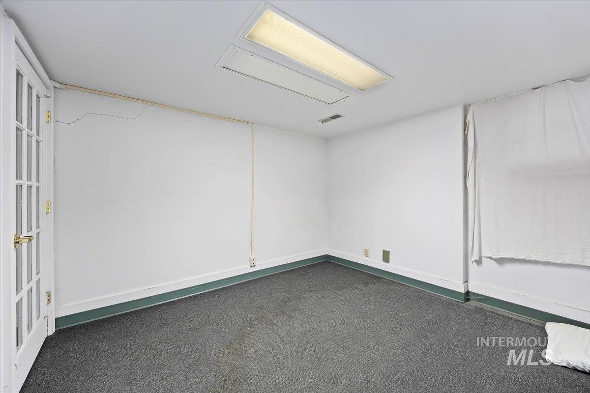 708 Shoshone St, Twin Falls, Idaho 83301, Business/Commercial For Sale, Price $475,000,MLS 98971443