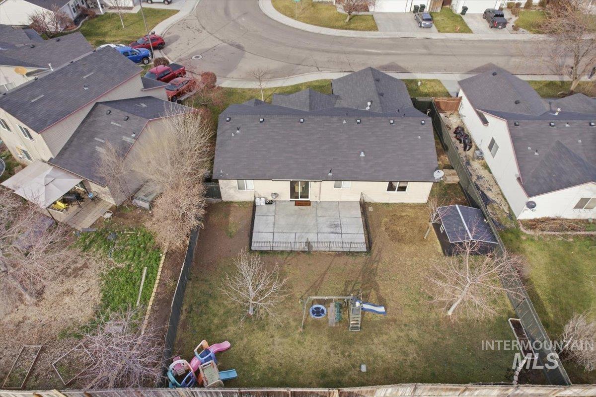 157 E Bay Owl, Kuna, Idaho 83634, 3 Bedrooms, 2 Bathrooms, Residential For Sale, Price $397,000,MLS 98971444