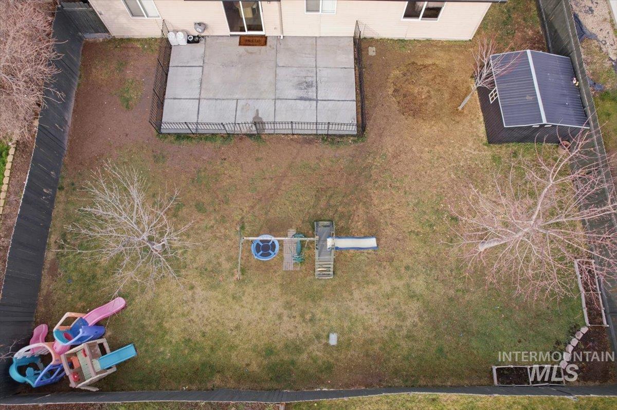 157 E Bay Owl, Kuna, Idaho 83634, 3 Bedrooms, 2 Bathrooms, Residential For Sale, Price $397,000,MLS 98971444