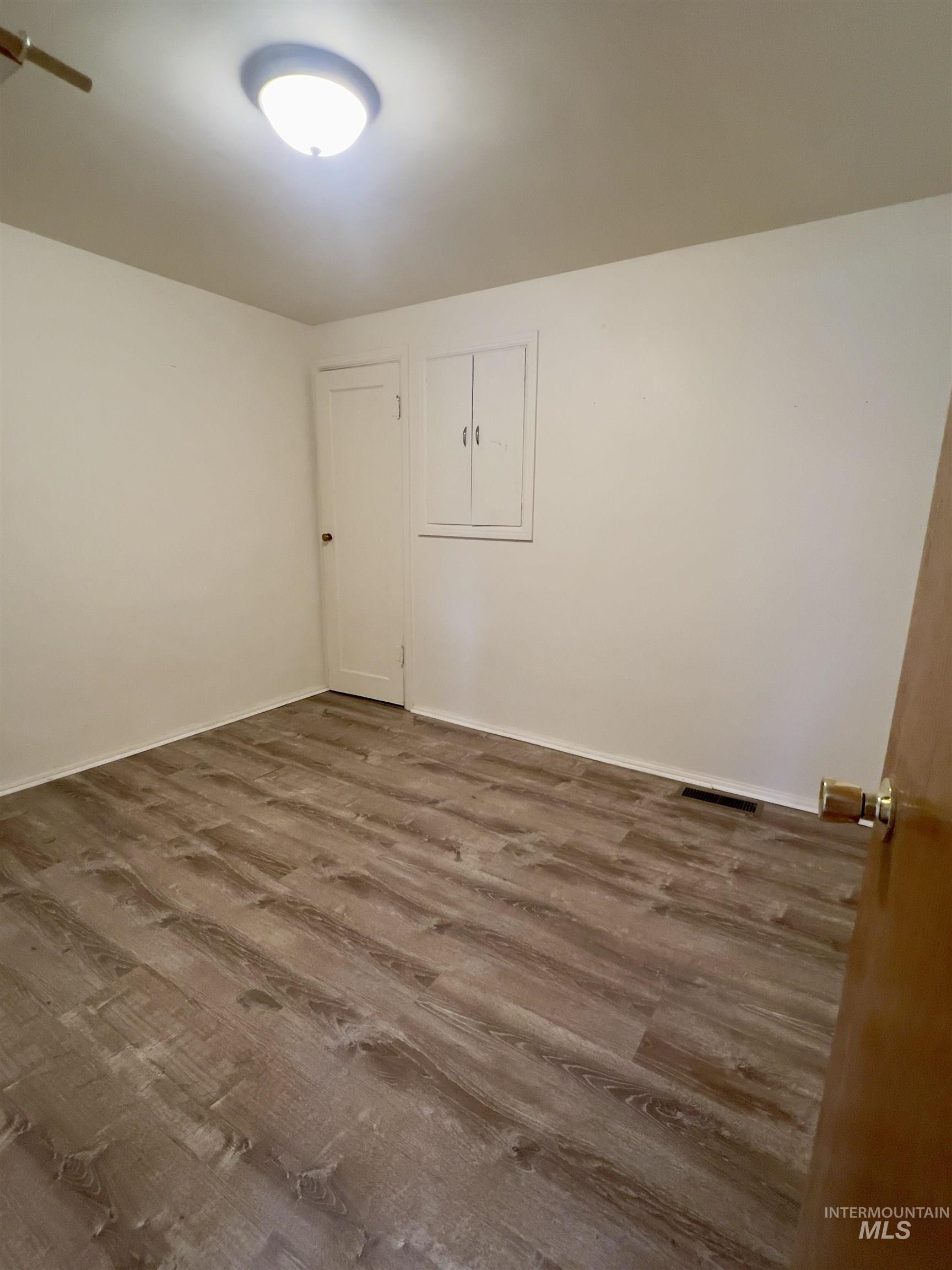 427 W 6th Ave, Jerome, Idaho 83338, 2 Bedrooms, 2 Bathrooms, Residential For Sale, Price $289,000,MLS 98971445