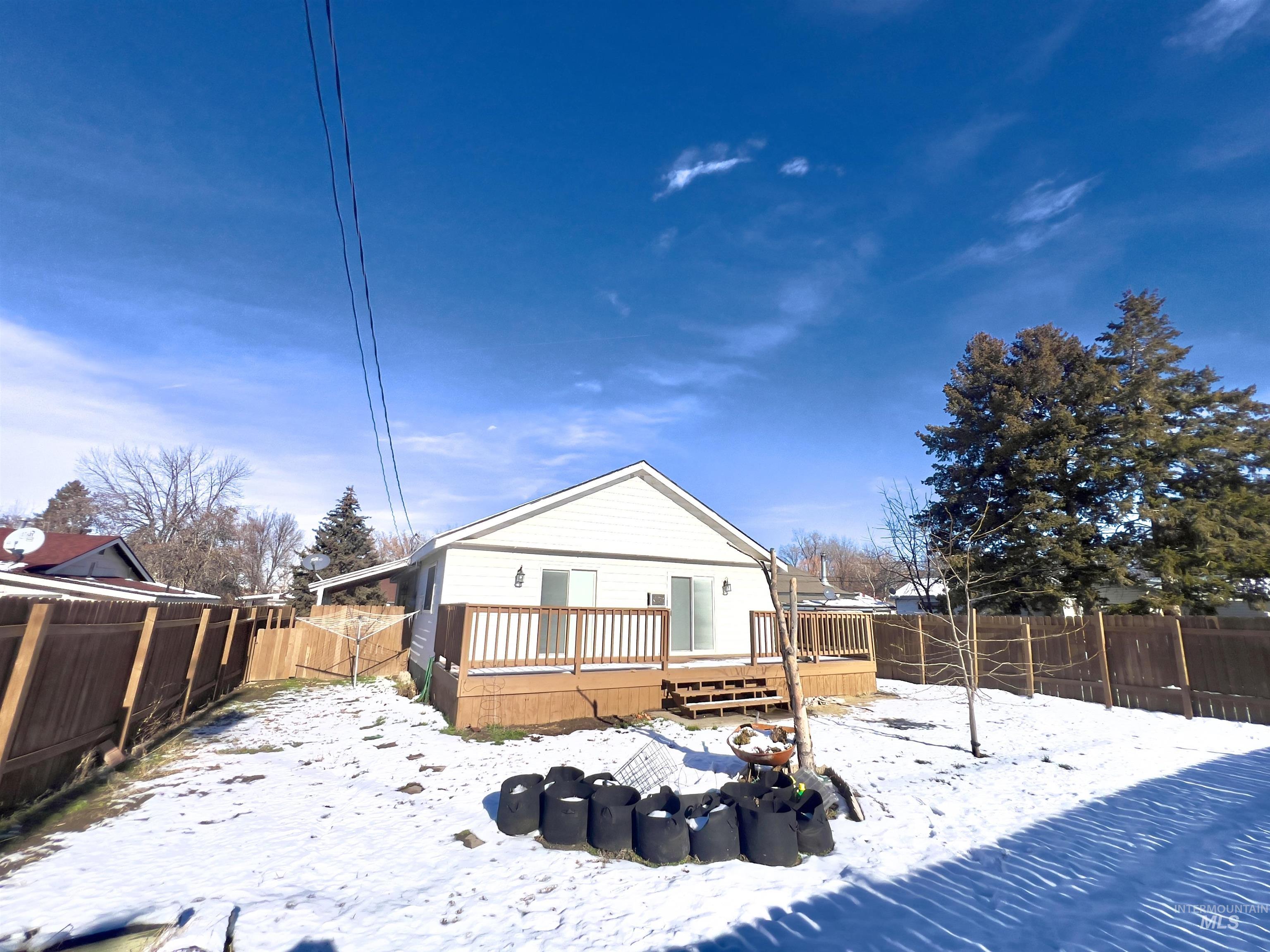 427 W 6th Ave, Jerome, Idaho 83338, 2 Bedrooms, 2 Bathrooms, Residential For Sale, Price $289,000,MLS 98971445