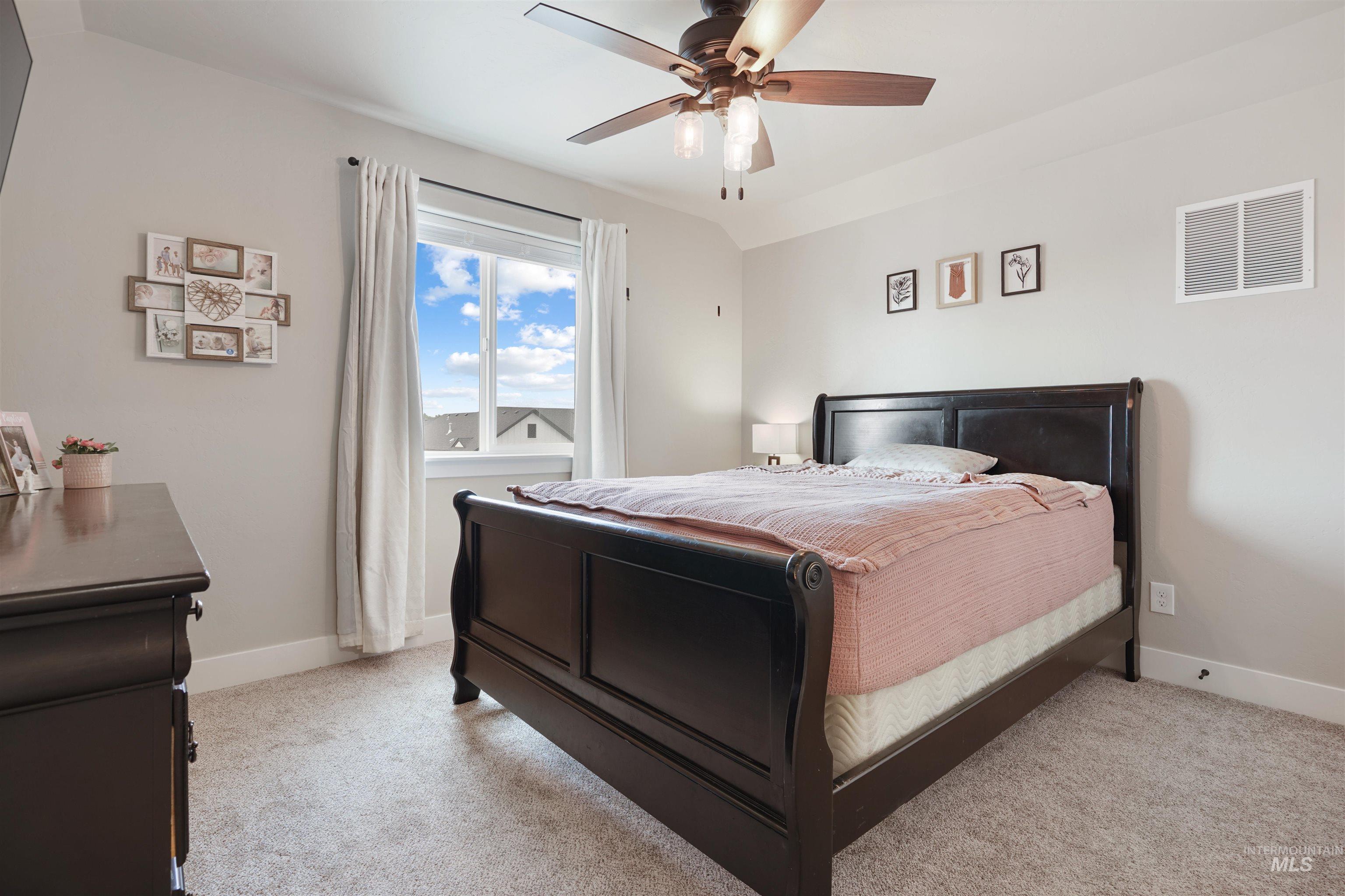 561 Biscotti Loop, Heyburn, Idaho 83336, 5 Bedrooms, 3 Bathrooms, Residential For Sale, Price $535,000,MLS 98971446