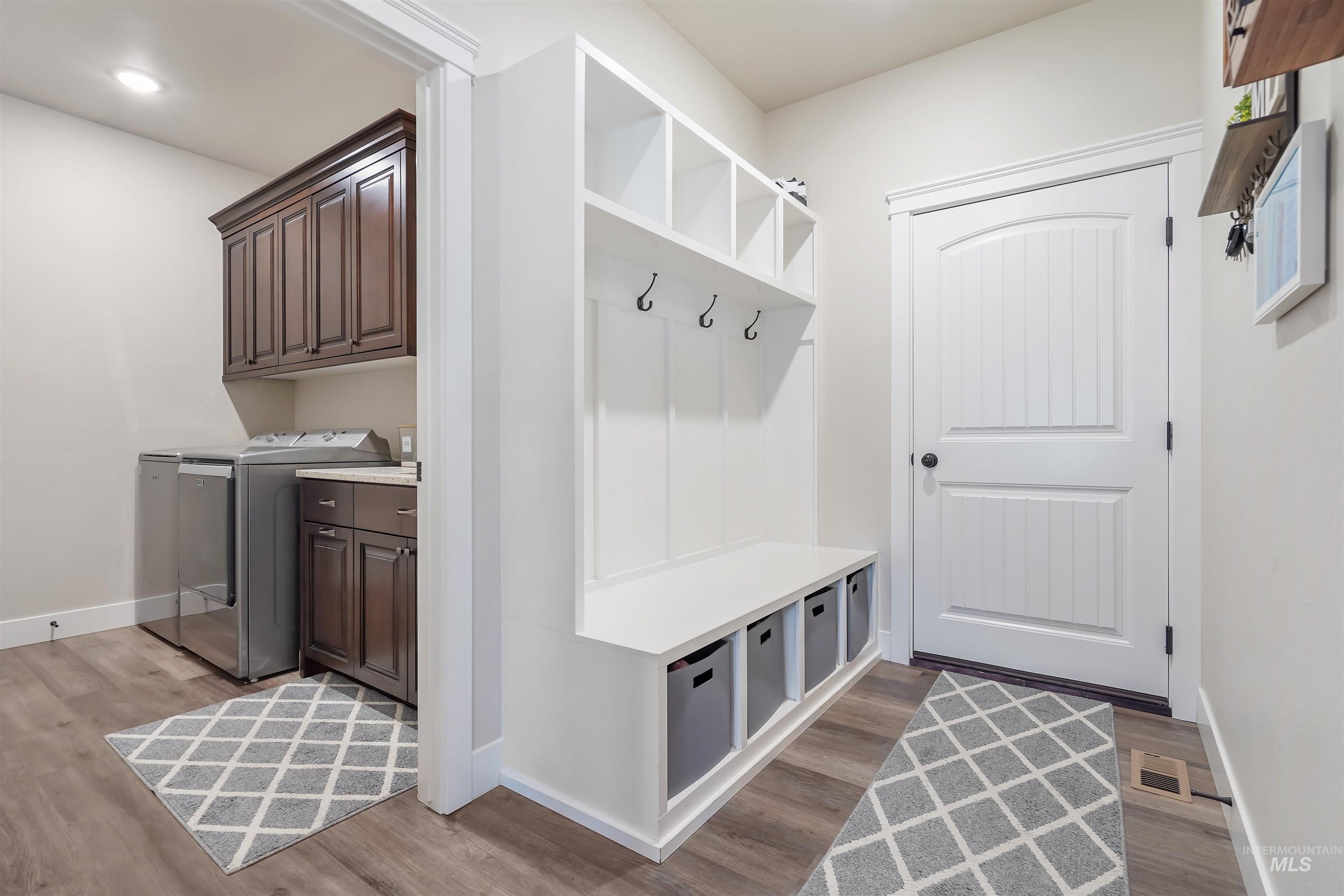 561 Biscotti Loop, Heyburn, Idaho 83336, 5 Bedrooms, 3 Bathrooms, Residential For Sale, Price $535,000,MLS 98971446