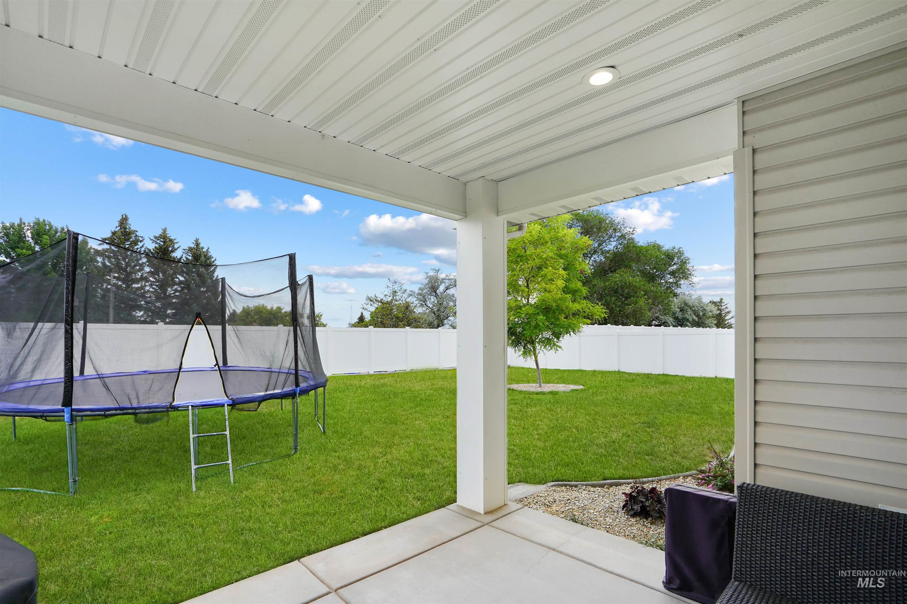 561 Biscotti Loop, Heyburn, Idaho 83336, 5 Bedrooms, 3 Bathrooms, Residential For Sale, Price $535,000,MLS 98971446