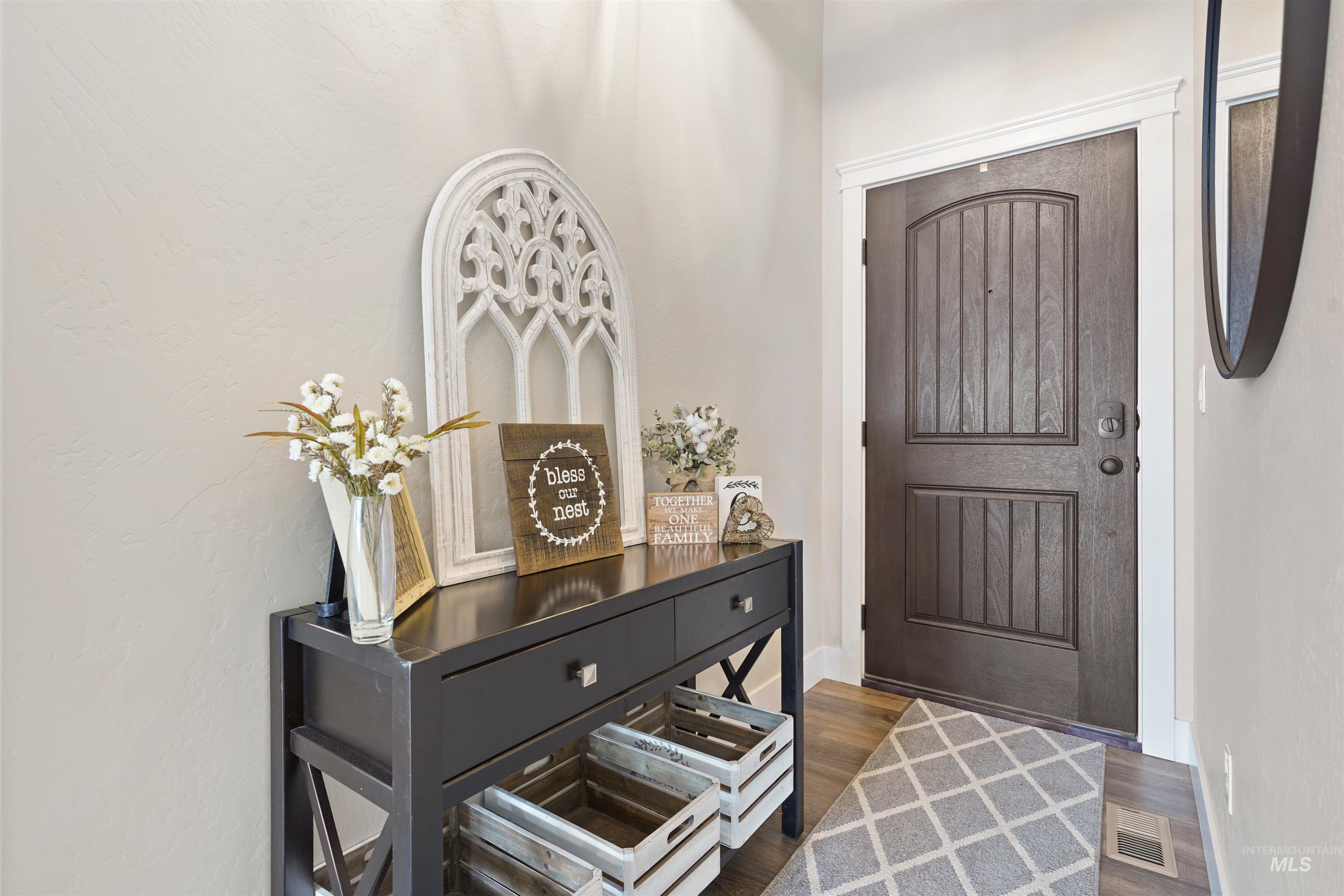 561 Biscotti Loop, Heyburn, Idaho 83336, 5 Bedrooms, 3 Bathrooms, Residential For Sale, Price $535,000,MLS 98971446