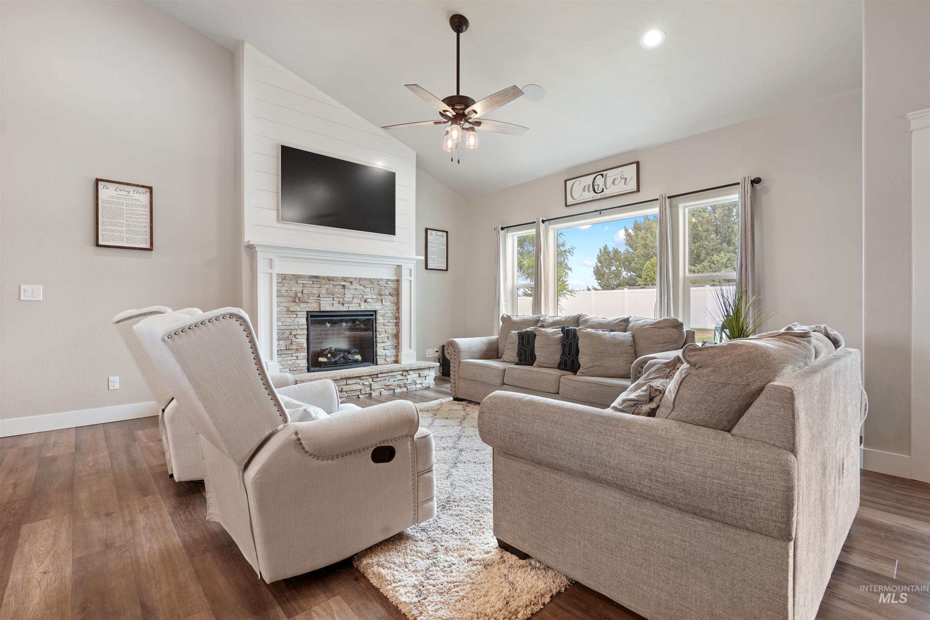 561 Biscotti Loop, Heyburn, Idaho 83336, 5 Bedrooms, 3 Bathrooms, Residential For Sale, Price $535,000,MLS 98971446