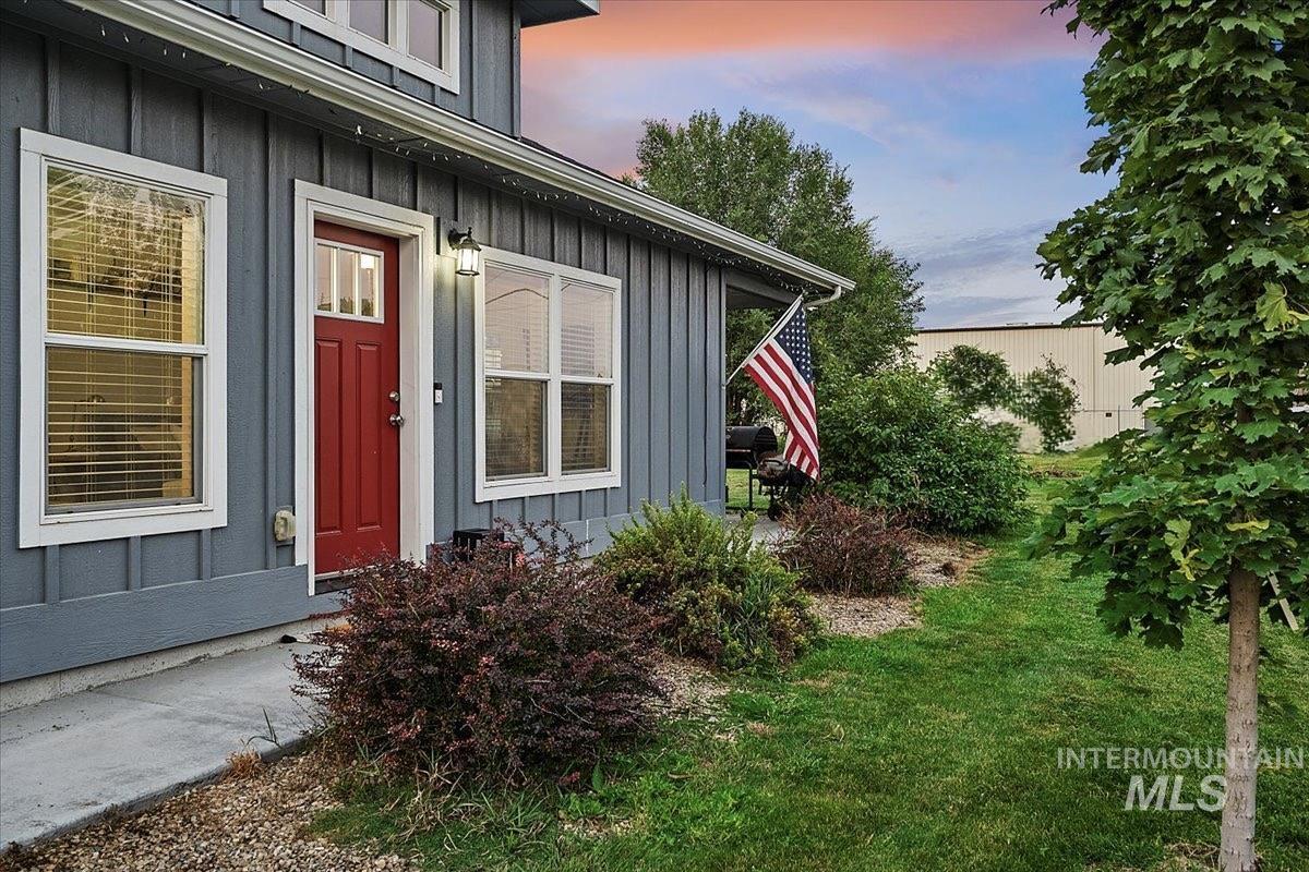 1616 Florida, Nampa, Idaho 83686, 3 Bedrooms, 2 Bathrooms, Residential For Sale, Price $499,900,MLS 98971447