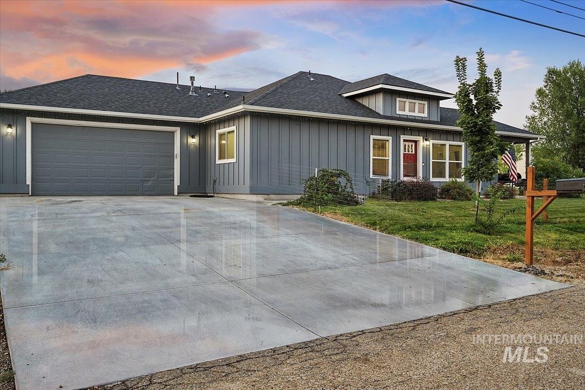 1616 Florida, Nampa, Idaho 83686, 3 Bedrooms, 2 Bathrooms, Residential For Sale, Price $499,900,MLS 98971447