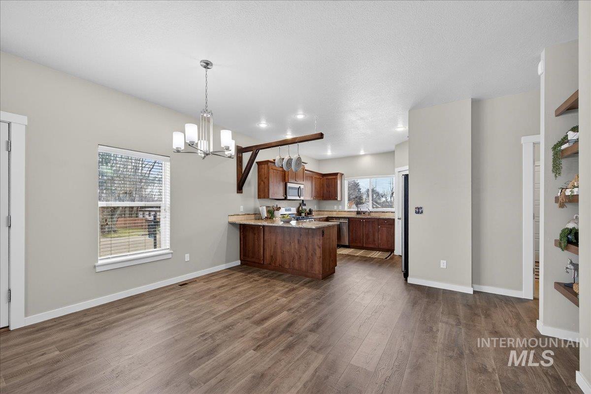 1616 Florida, Nampa, Idaho 83686, 3 Bedrooms, 2 Bathrooms, Residential For Sale, Price $499,900,MLS 98971447