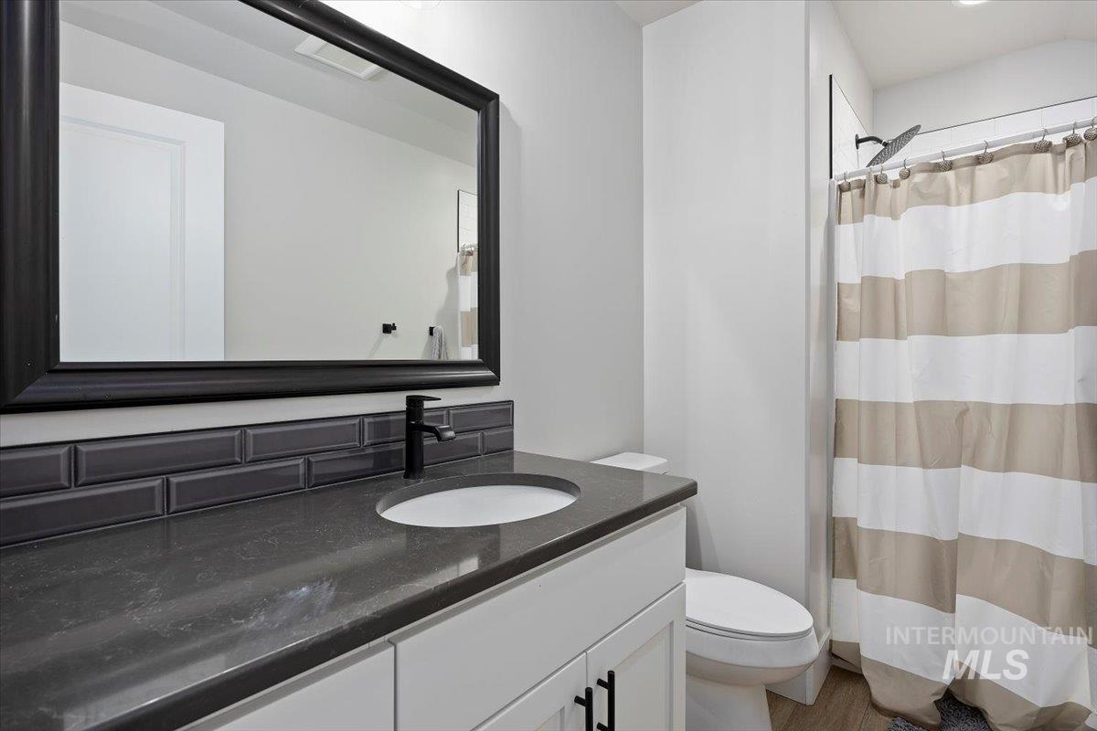 942 Paintbrush, Kimberly, Idaho 83341, 6 Bedrooms, 3.5 Bathrooms, Residential For Sale, Price $752,000, 98971450