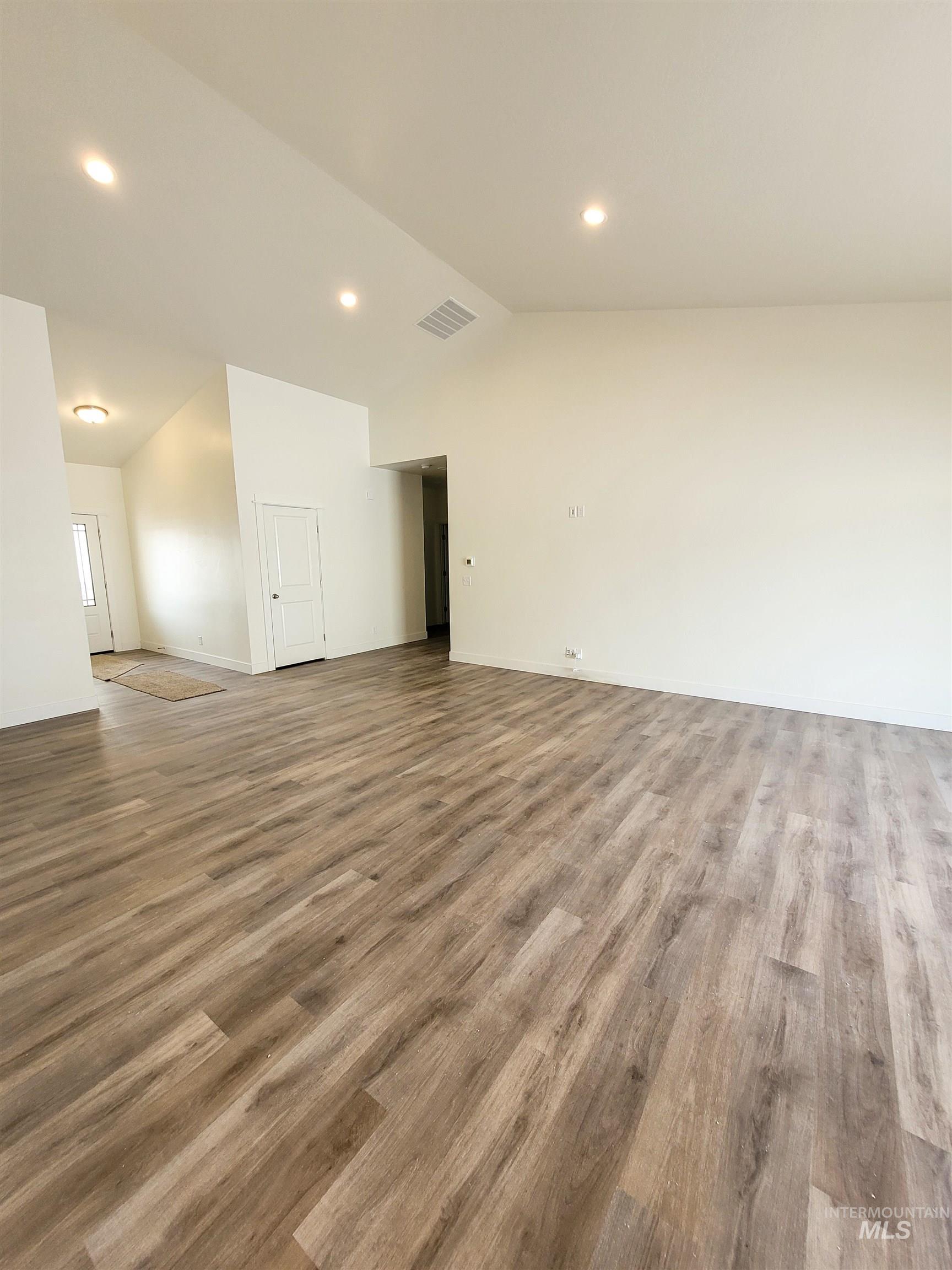 2360 Dorchester Ave, Burley, Idaho 83318, 3 Bedrooms, 2 Bathrooms, Residential For Sale, Price $372,240,MLS 98971451