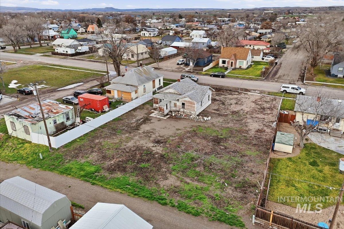 506 N 3rd St, Nyssa, Oregon 97913-3322, 2 Bedrooms, 1 Bathroom, Residential For Sale, Price $89,900,MLS 98971453