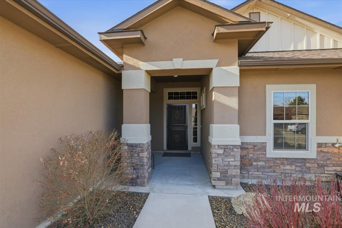 4604 Middlesboro Way, Caldwell, Idaho 83607, 3 Bedrooms, 2 Bathrooms, Residential For Sale, Price $599,900,MLS 98971454