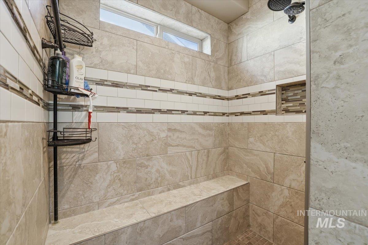 4604 Middlesboro Way, Caldwell, Idaho 83607, 3 Bedrooms, 2 Bathrooms, Residential For Sale, Price $599,900,MLS 98971454