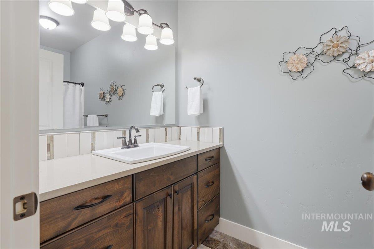 4604 Middlesboro Way, Caldwell, Idaho 83607, 3 Bedrooms, 2 Bathrooms, Residential For Sale, Price $599,900,MLS 98971454