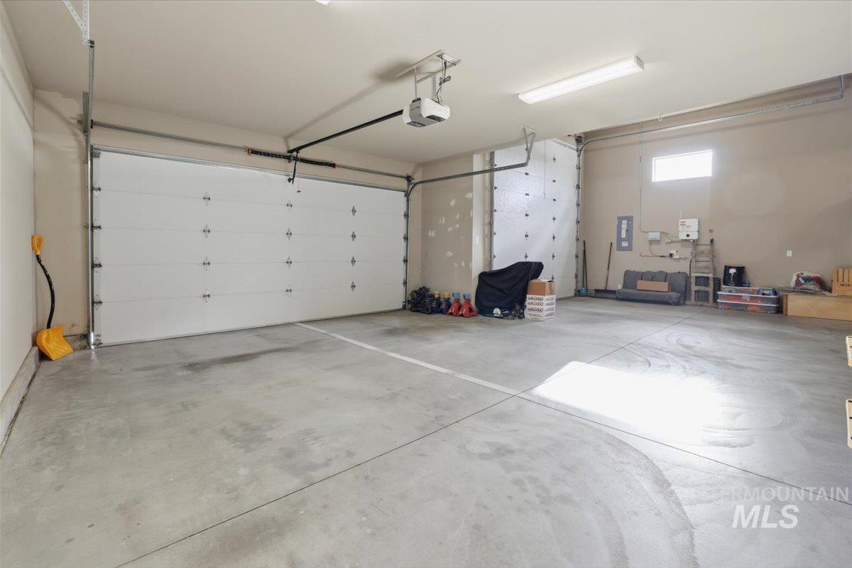 4604 Middlesboro Way, Caldwell, Idaho 83607, 3 Bedrooms, 2 Bathrooms, Residential For Sale, Price $599,900,MLS 98971454