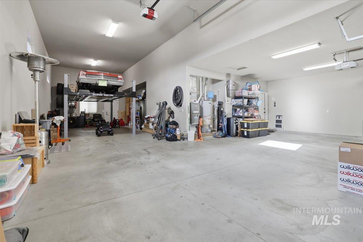 4604 Middlesboro Way, Caldwell, Idaho 83607, 3 Bedrooms, 2 Bathrooms, Residential For Sale, Price $599,900,MLS 98971454