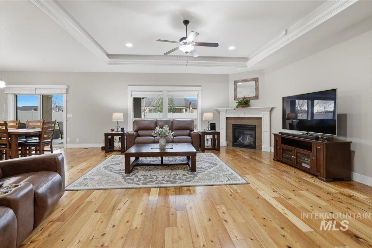 4604 Middlesboro Way, Caldwell, Idaho 83607, 3 Bedrooms, 2 Bathrooms, Residential For Sale, Price $599,900,MLS 98971454