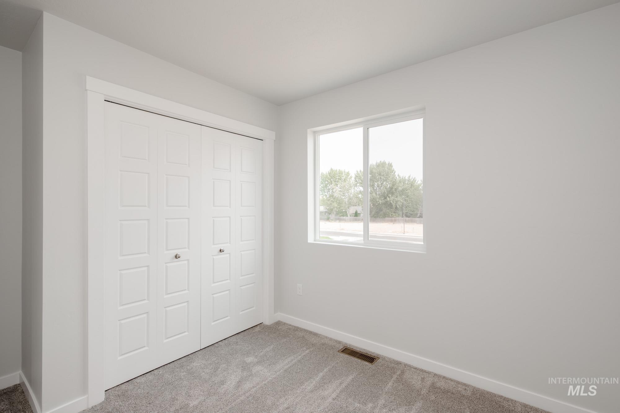 10467 W Tinder St, Star, Idaho 83669, 3 Bedrooms, 2.5 Bathrooms, Residential For Sale, Price $442,990,MLS 98971456