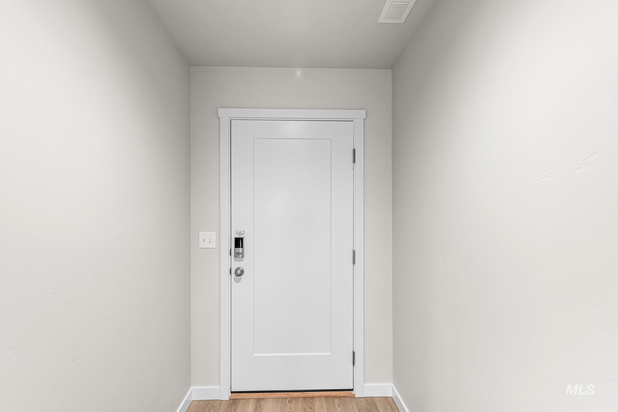 1608 Sunday River St, Middleton, Idaho 83644, 3 Bedrooms, 2 Bathrooms, Residential For Sale, Price $424,990,MLS 98971457