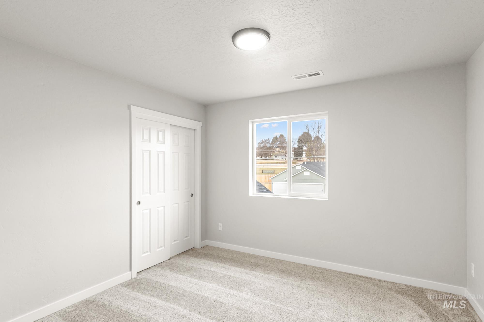 1555 Long Pond St, Middleton, Idaho 83644, 4 Bedrooms, 2.5 Bathrooms, Residential For Sale, Price $559,990,MLS 98971458